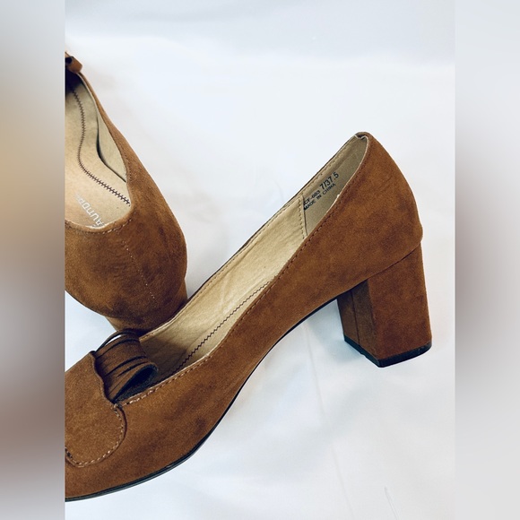 CL by Laundry Suede Annette Heeled Moccasin Loafers - Whiskey/Brown - 7 - Picture 4 of 7